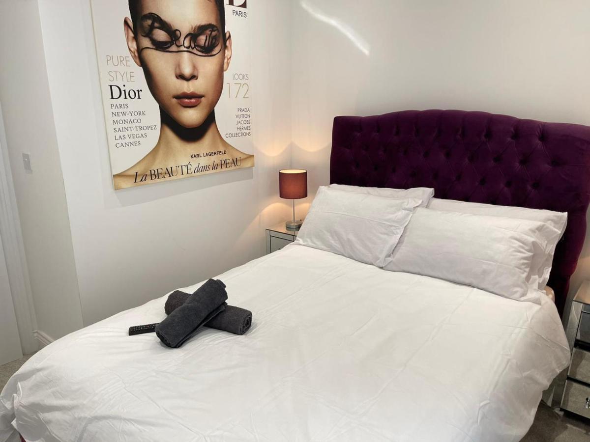 Salt Hill Windsor Legoland Eton Heathrow Luxury 2 Bed 1 Bath Free Parking Appartamento Slough Esterno foto