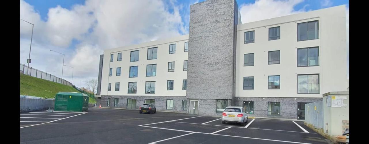 Salt Hill Windsor Legoland Eton Heathrow Luxury 2 Bed 1 Bath Free Parking Appartamento Slough Esterno foto